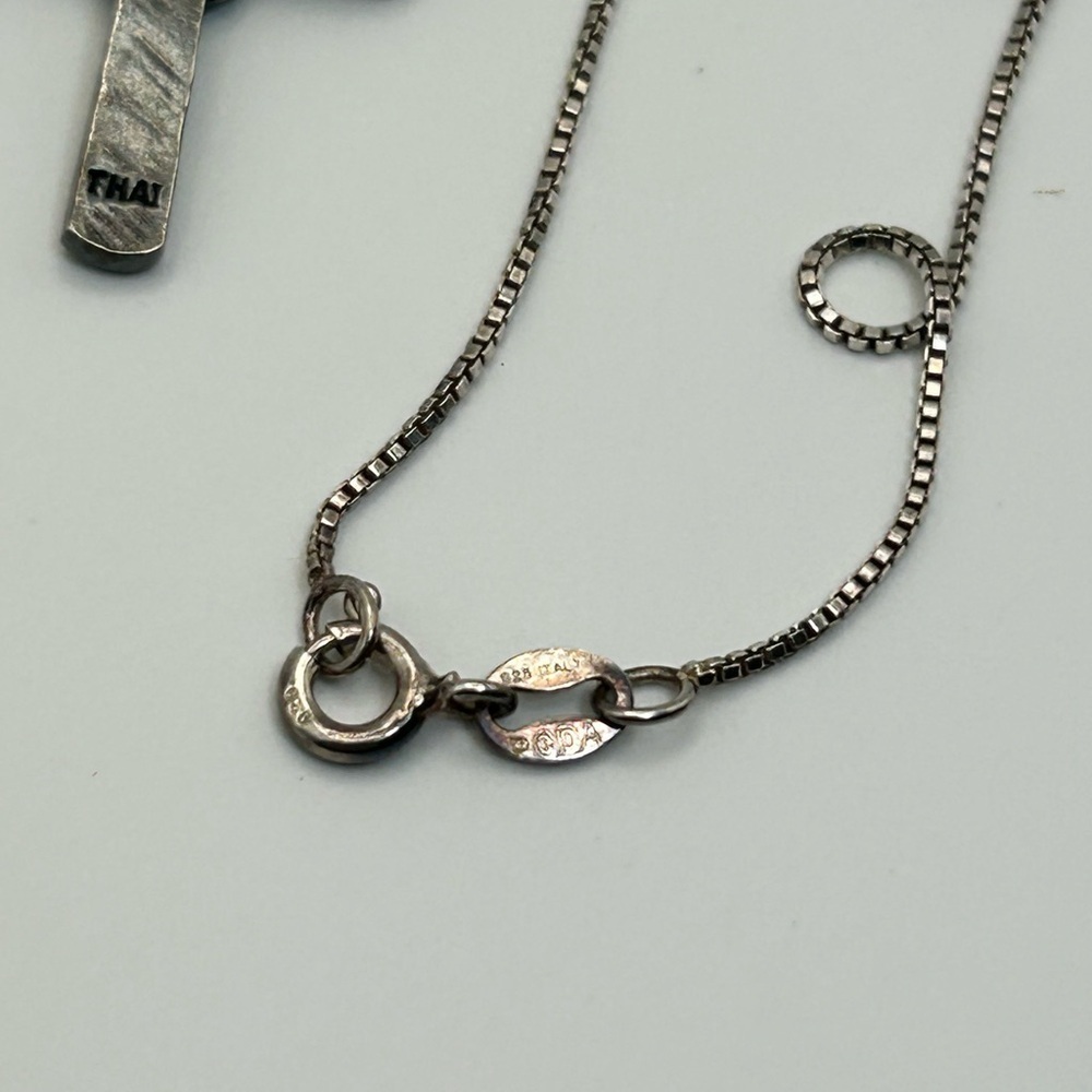 925 Silver Thai Cross Pendant Necklace Black with Blue Crystals Chain PGDA Italy - Picture 12 of 15